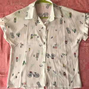 Super cute lightweight button down shirt  size L